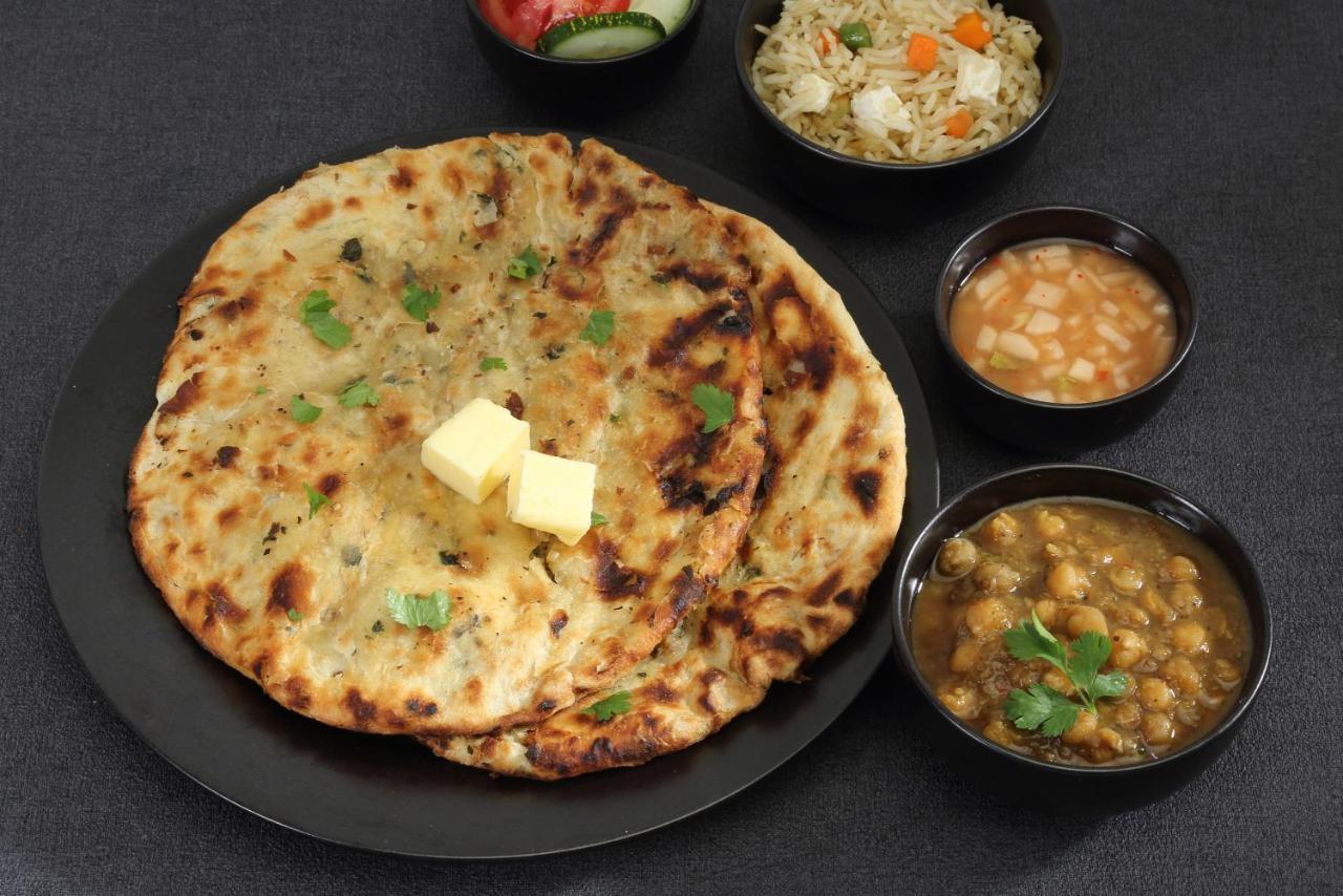 Oyo 74073 Hotel Abhishek Ludhiana Eksteriør billede