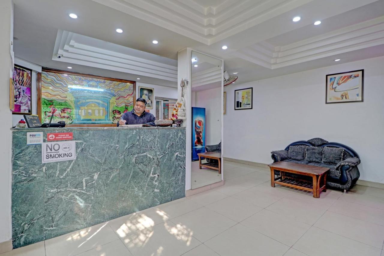 Oyo 74073 Hotel Abhishek Ludhiana Eksteriør billede